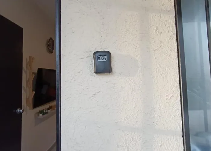 Ideal Para Quienes Rentan Auto Y Buscan Tranquilidad Con Seguridad Mas Amenidades, Cajon Para Auto, Planta Baja Playa del Carmen